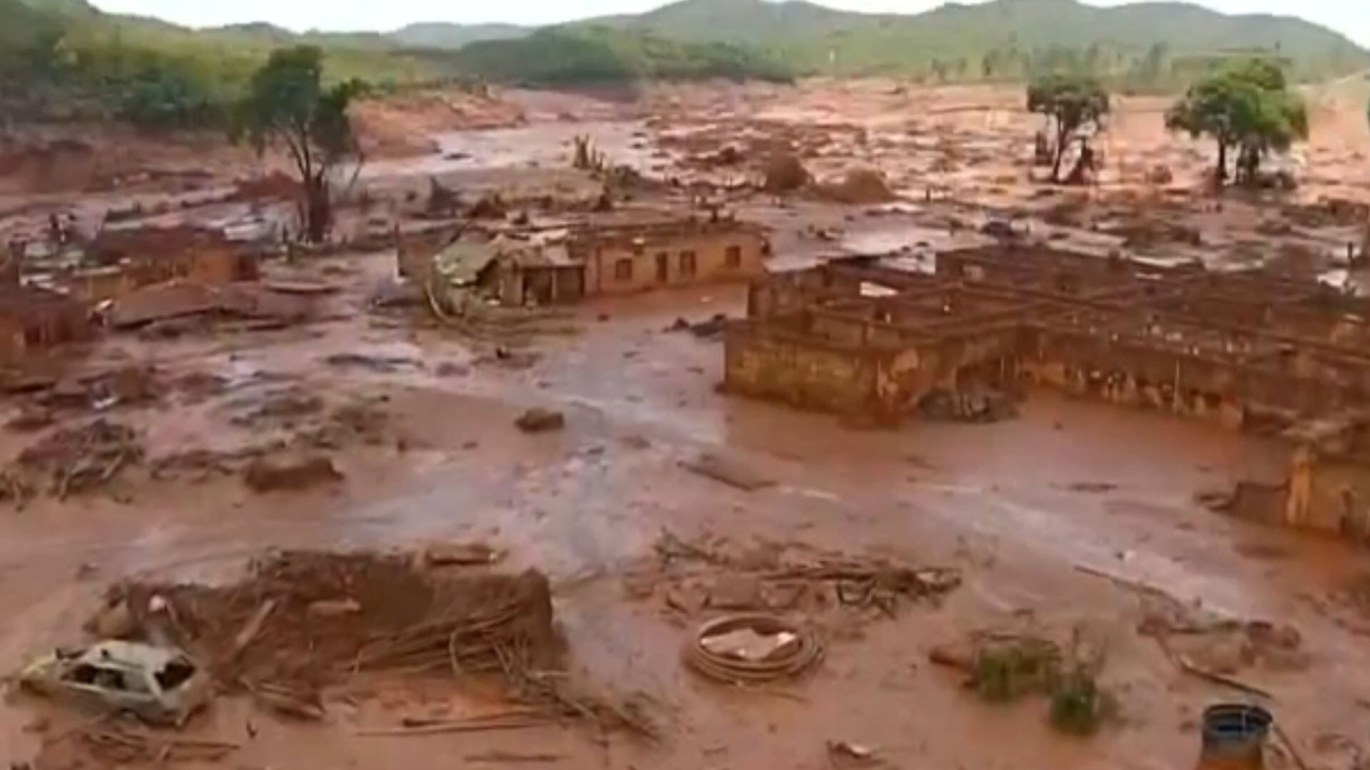 Tragédia de Mariana: Vale e BHP oferecem R$ 7,5 bilhões para encerrar ação coletiva no Reino Unido