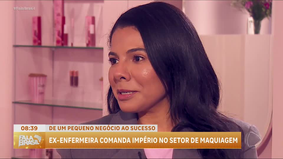 Mulheres Positivas: Ex-enfermeira comanda império no setor de maquiagem
