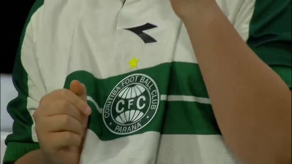 Má notícia para o Coritiba: Lucas Ronier tem lesão grave no joelho confirmada
