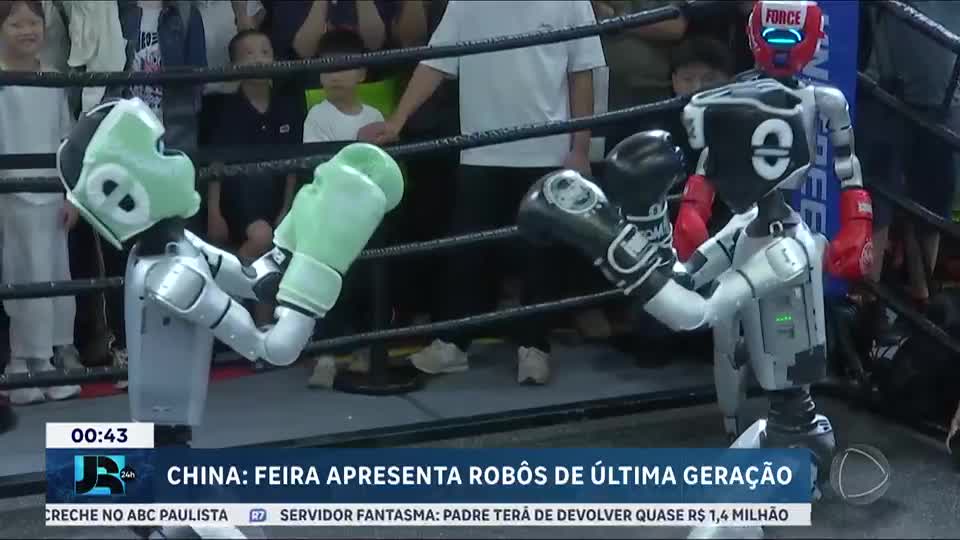 Inovações robóticas são destaque em feira de tecnologia em Pequim