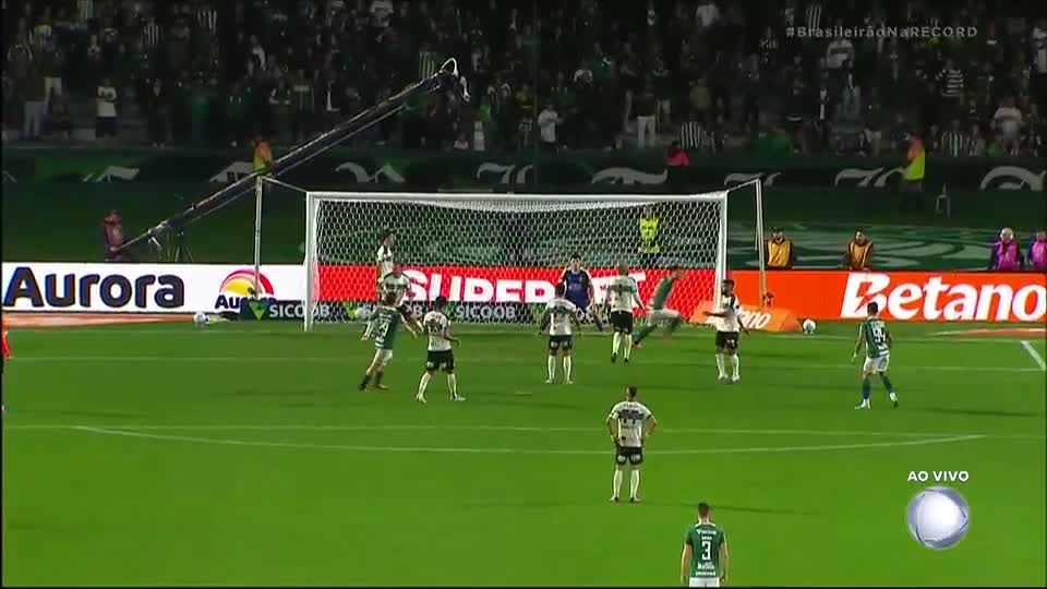 Coritiba 2 x 1 Chapecoense: confira os gols do jogo na narração de Cléber Machado