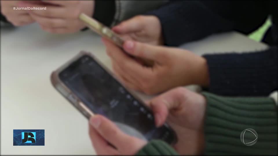 Pesquisadores testam interação com IA para provar que crianças e adolescentes correm perigo