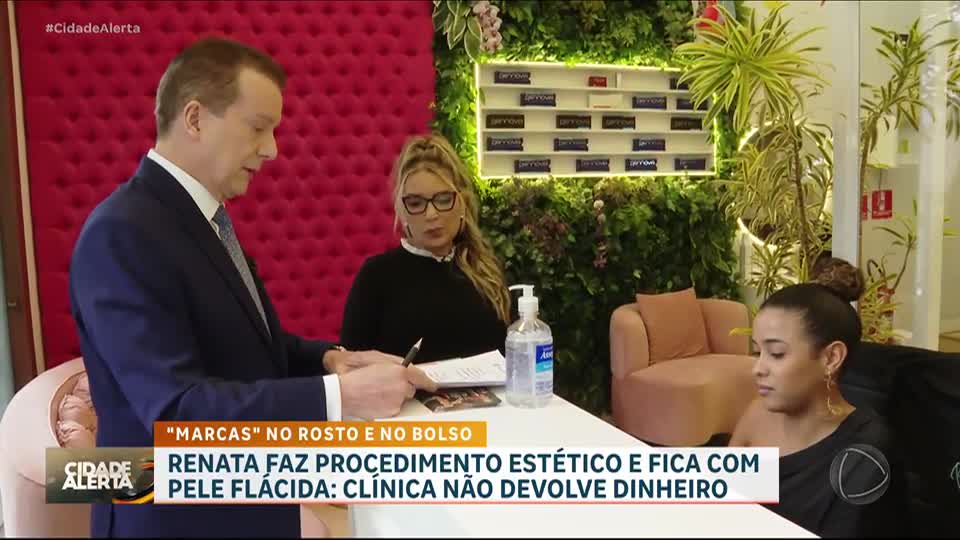 Procedimento estético dá errado e corretora de imóveis luta por reembolso