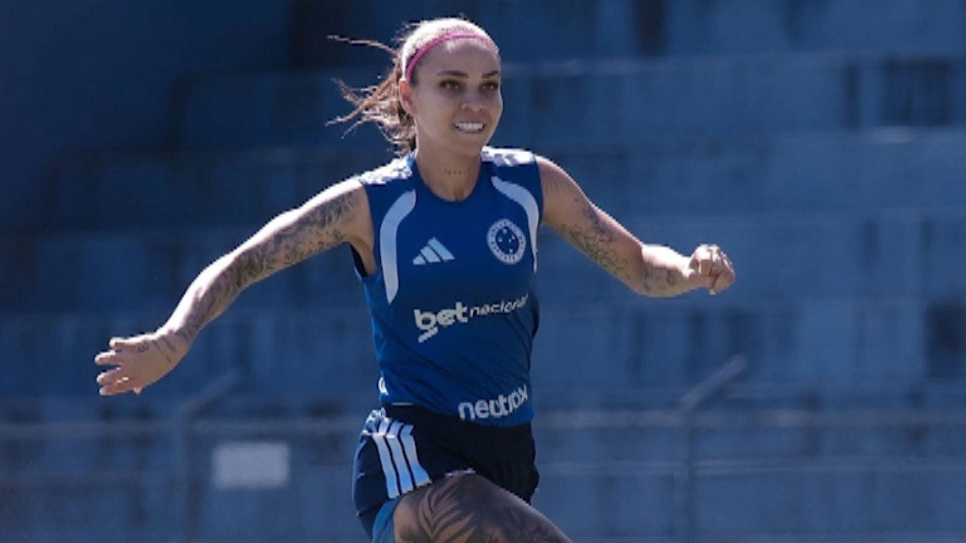 Letícia Ferreira sofre lesão no ombro em treino do Cruzeiro