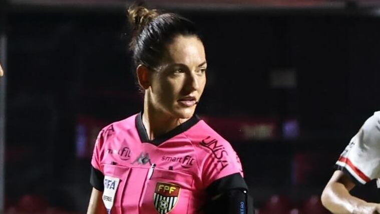 Daiane Muniz irá apitar partida do Campeonato Brasileiro