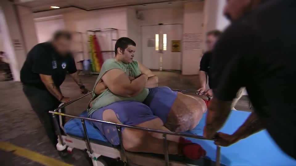Comida em excesso ameaça a vida de paciente com linfedema no Quilos Mortais desta sexta (15)