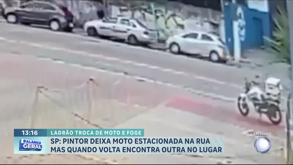 Chegou com uma e saiu com outra: criminosos são flagrados trocando moto roubada por outra em SP