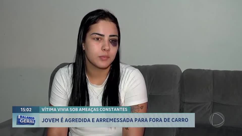 Homem pode responder por tentativa de feminicídio após jogar mulher de carro