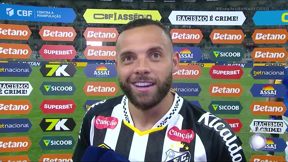 Guilherme é eleito Craque do Jogo contra o Cruzeiro