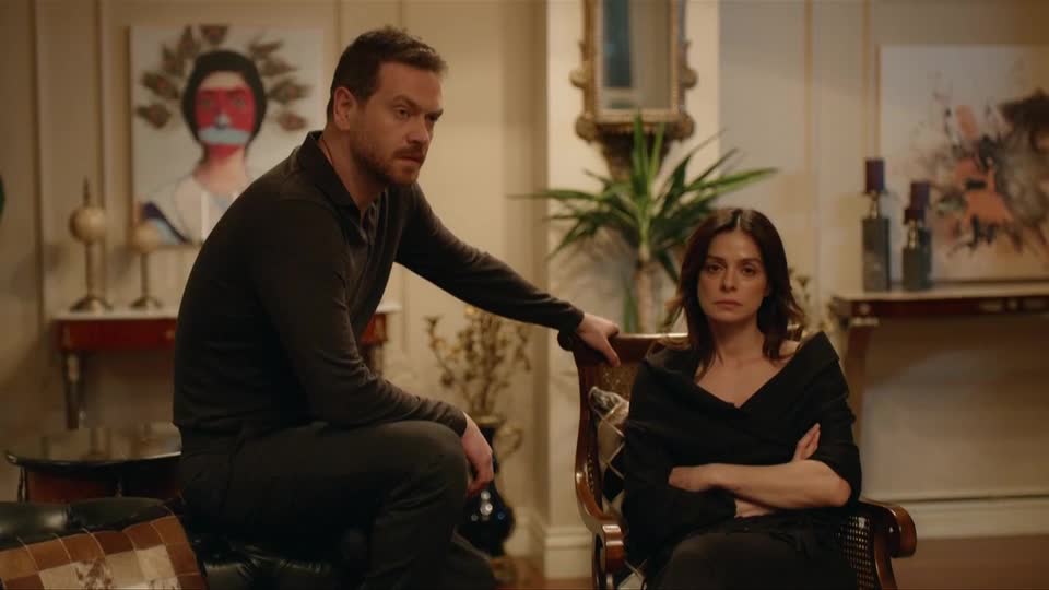 Karsu vive uma nova decepção | Coração de Mãe