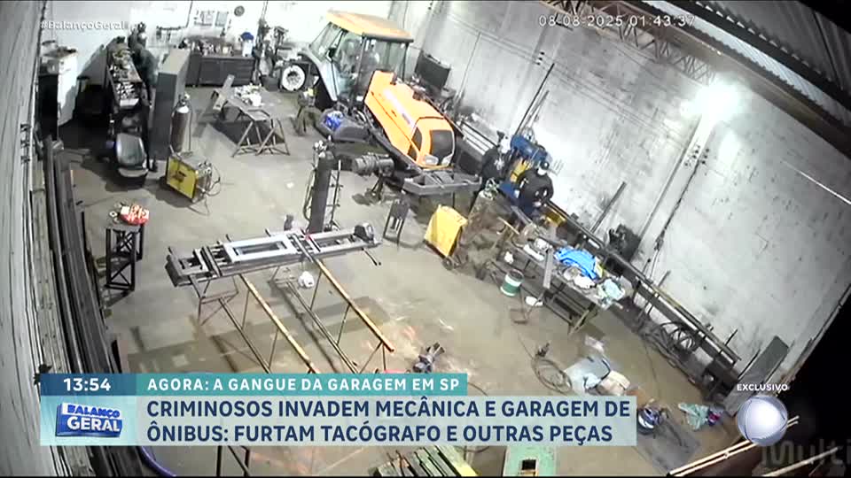 Criminosos invadem garagem de ônibus e furtam peças dos veículos no interior de São Paulo