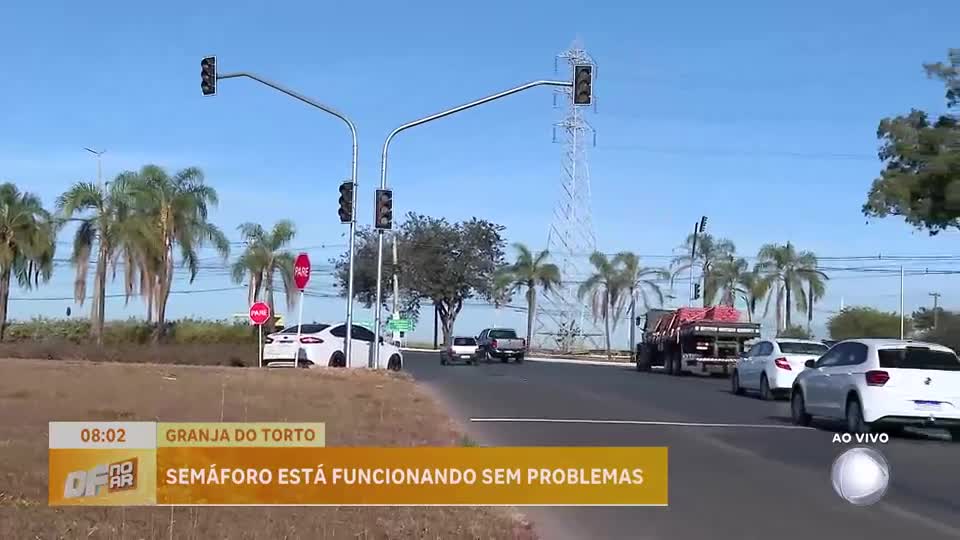 Após reclamação, semáforo próximo à Granja do Torto é normalizado