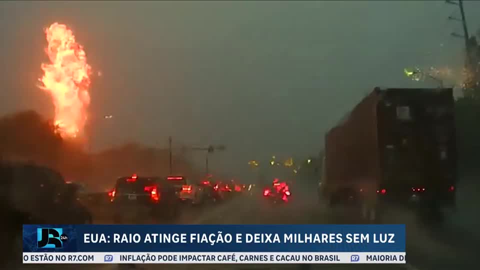Raio atinge fiação nos Estados Unidos e deixa milhares de pessoas sem luz