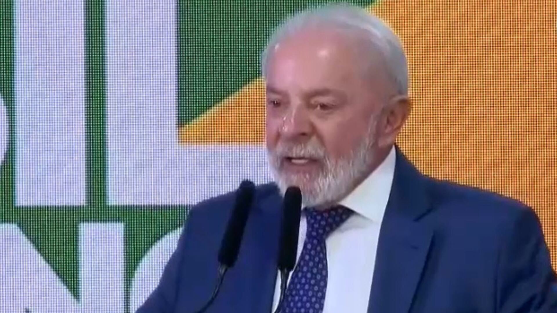 Lula critica Trump e defende legalidade do julgamento de Bolsonaro ao anunciar pacote; veja