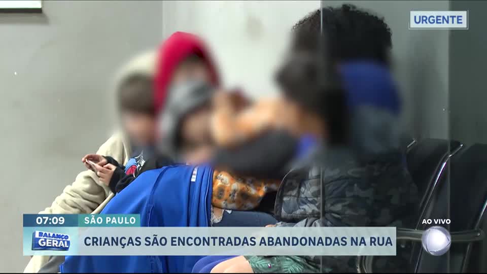 Seis crianças são encontradas abandonadas no meio da rua em SP