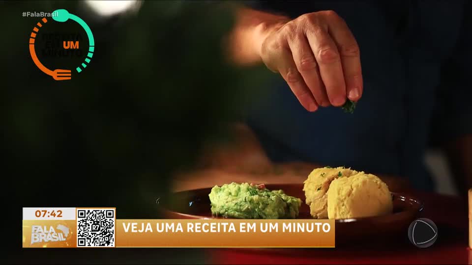 Receita em um Minuto: Aprenda a fazer pãozinho a vapor com guacamole