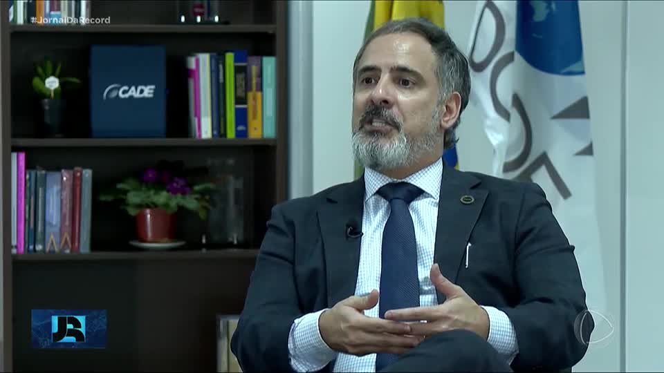 Regulação das redes sociais no Brasil será feita em dois projetos de lei