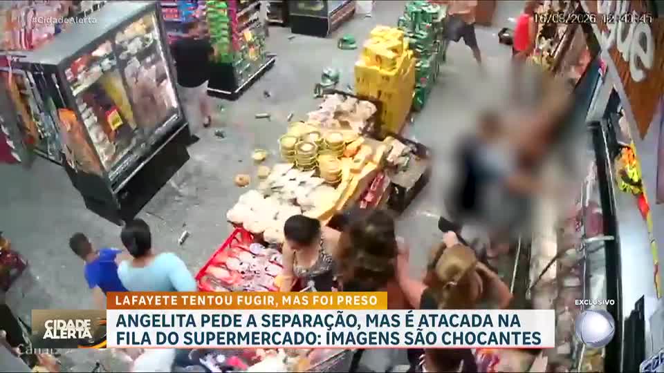 Ex não aceita separação e mata mulher a facadas dentro de supermercado em SP