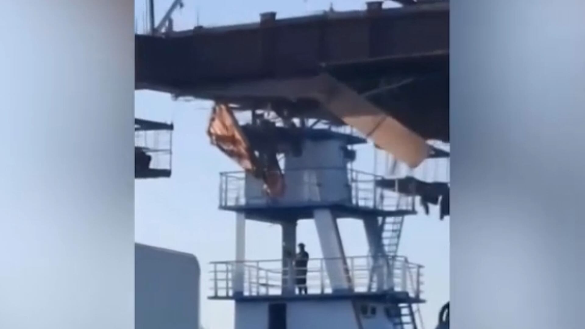 Polícia prende comandante de embarcação que colidiu com ponte em construção para a COP30
