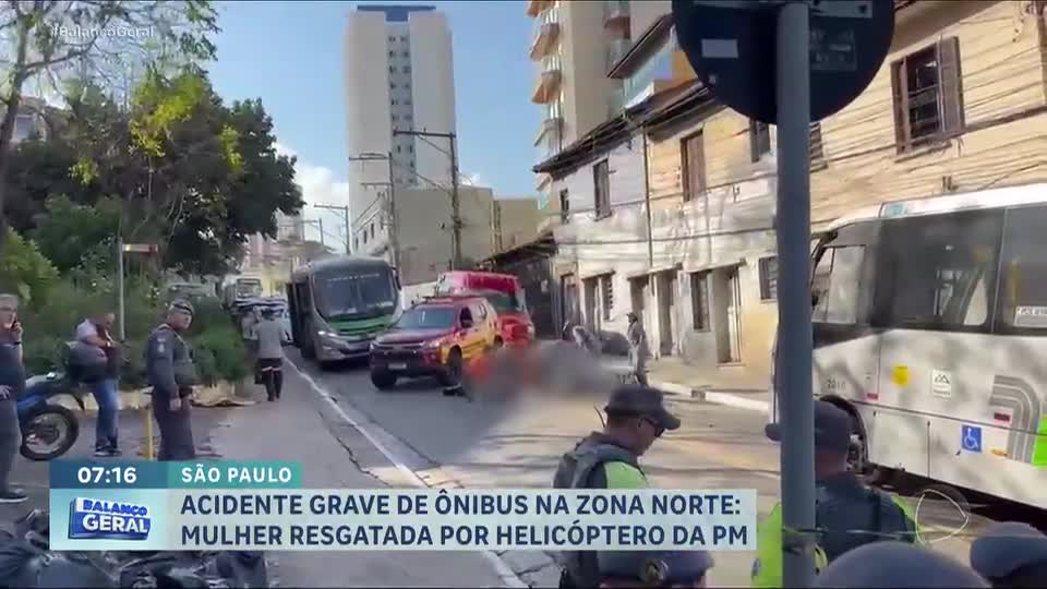Mulher é resgatada pelo helicóptero Águia da PM após ser atropelada por ônibus na zona norte de SP
