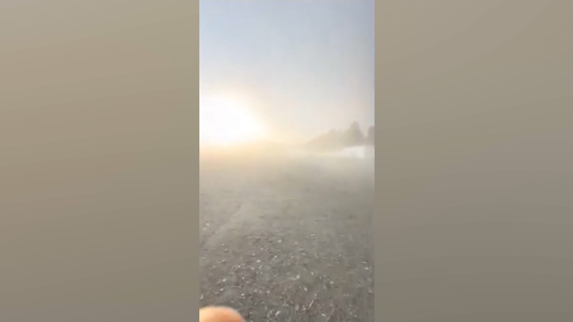 'Explosão de calor': fenômeno climático repentino provoca pânico em praia da Espanha