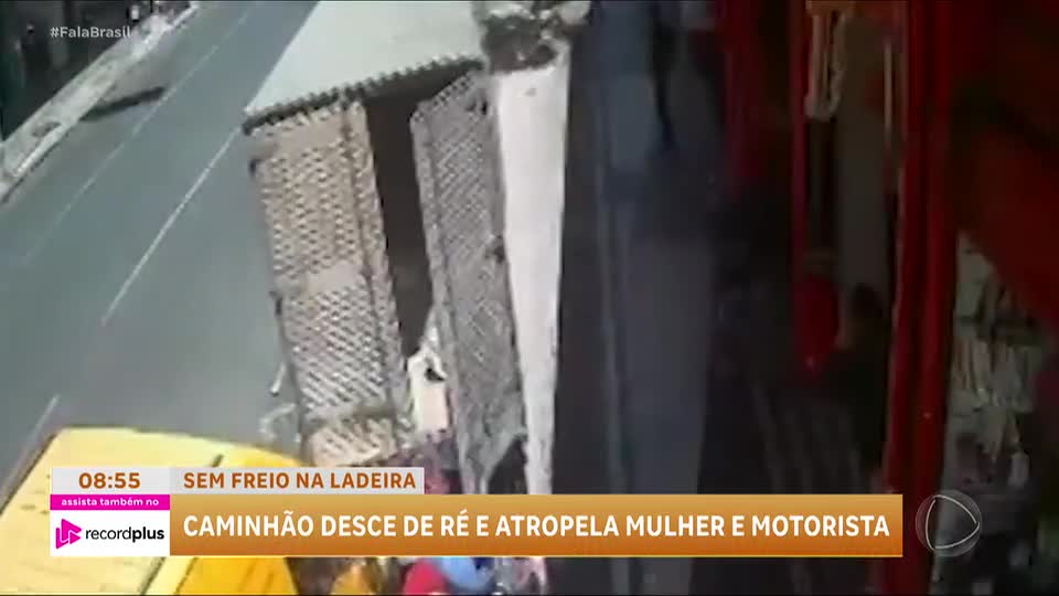 Caminhão desgovernado desce ladeira de ré e deixa dois feridos
