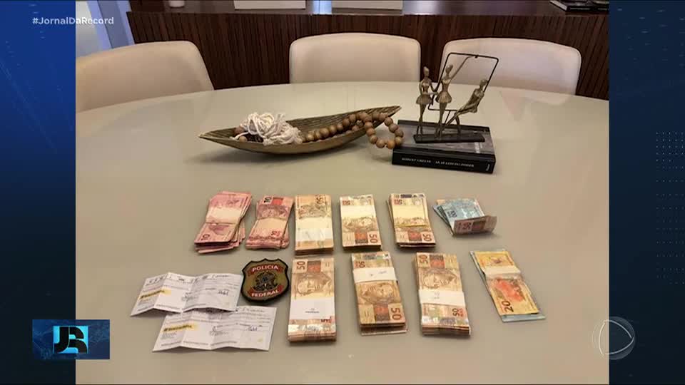 Polícia Federal investiga desvio de mais de R$ 50 milhões do Fundeb