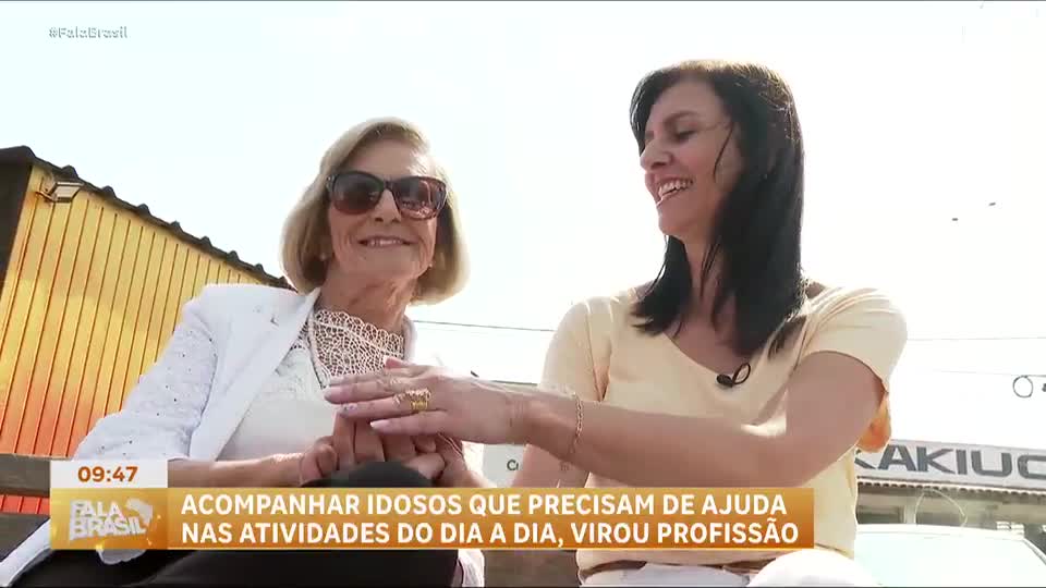 "Filha de aluguel": acompanhar idosos que precisam de ajuda em atividades se torna profissão