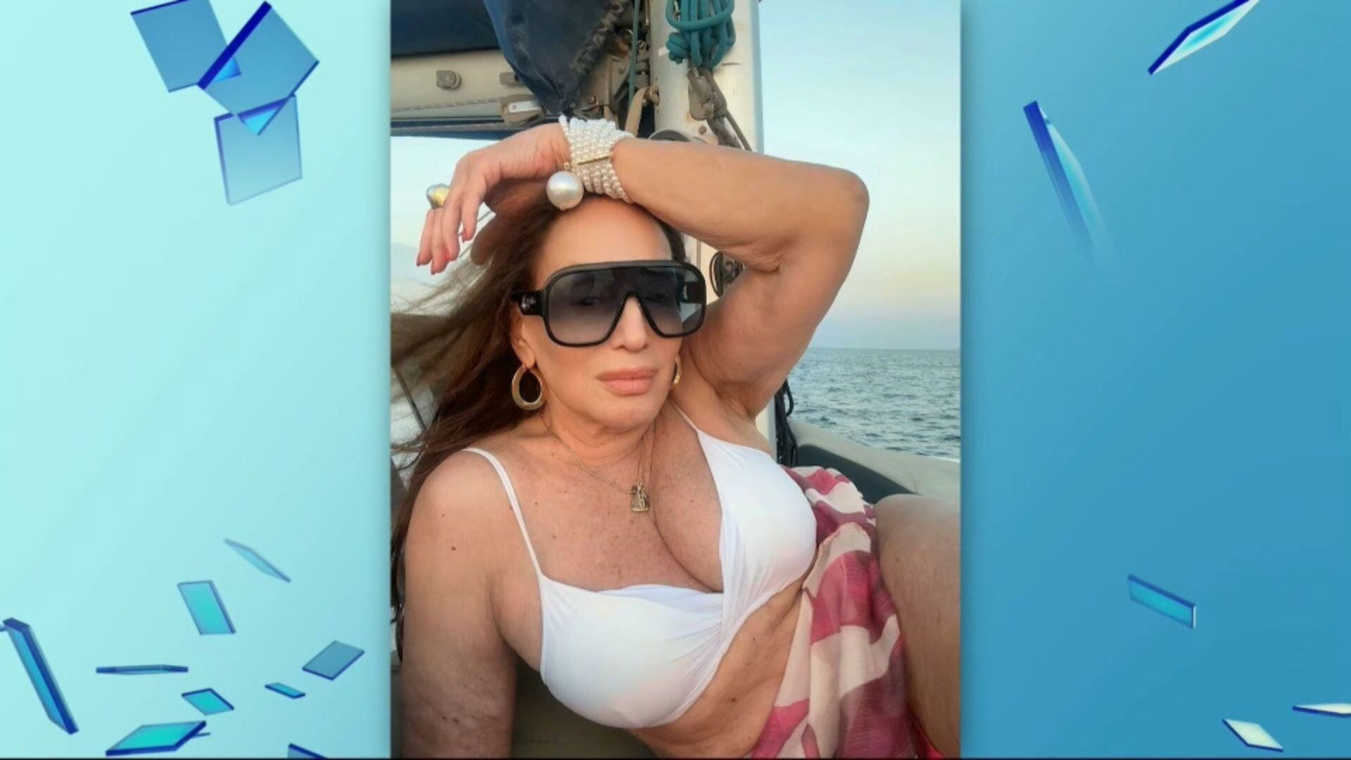Susana Vieira comemora 83 anos na Grécia e exibe corpo em fotos de biquíni