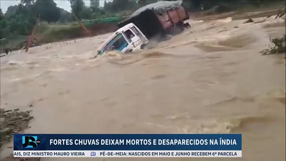 Fortes chuvas deixam mortos e desaparecidos na Índia