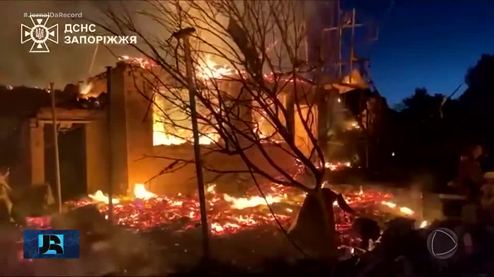 Ataque aéreo russo na Ucrânia mata uma pessoa e deixa pelo menos 24 feridos