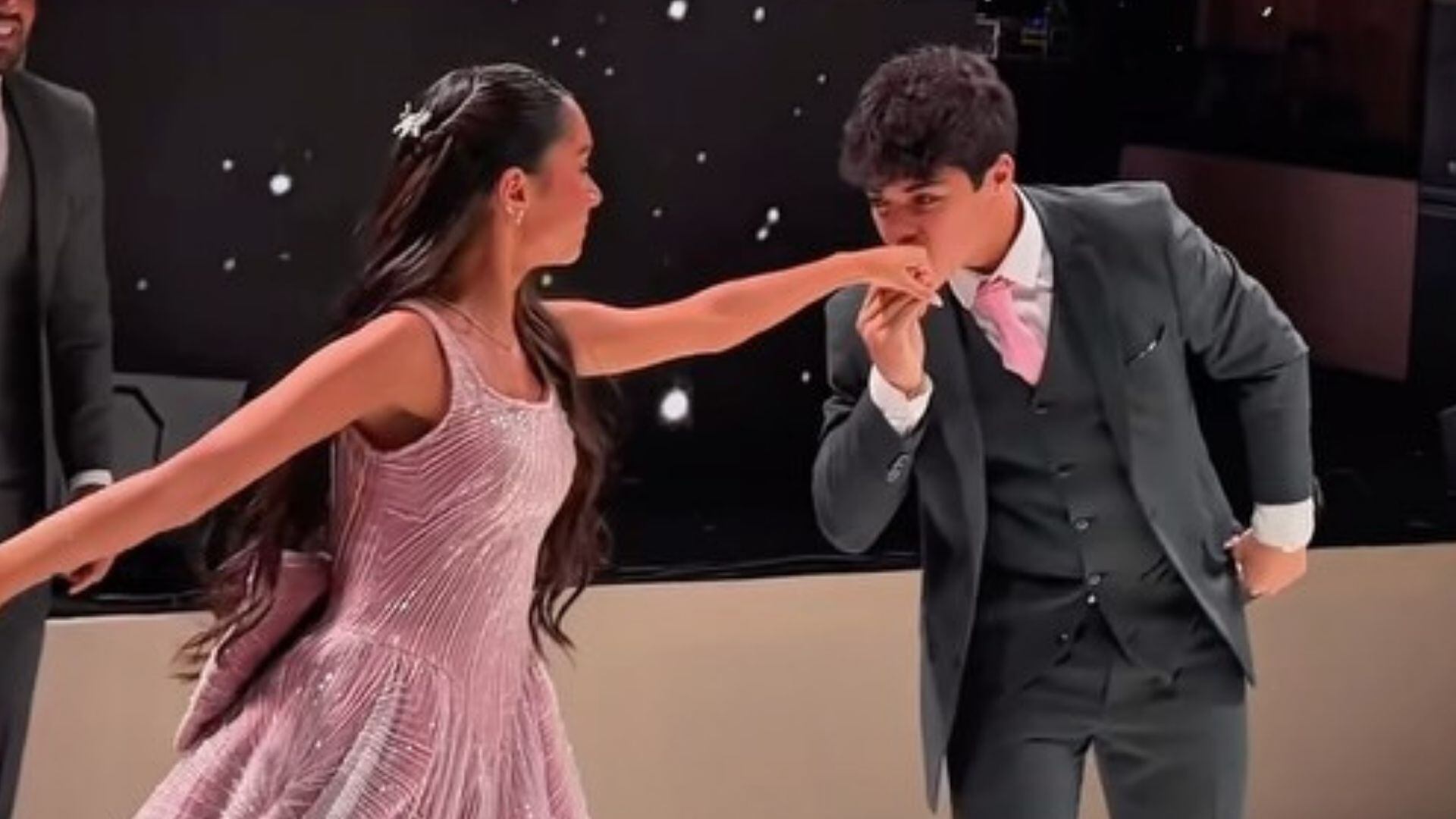 Momento fofura: Yhudy, filho de Wesley Safadão, é príncipe de festão de 15 anos