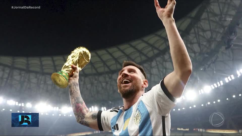 Aos 39 anos, Messi anuncia aposentadoria da seleção Argentina