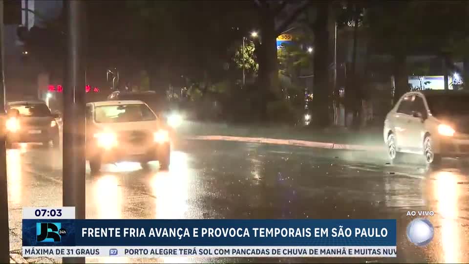 Frente fria avança e provoca temporais em São Paulo