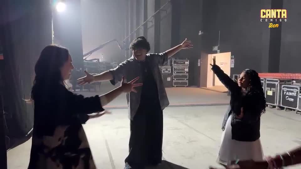 Descubra como as estrelas do Canta Comigo Teen 6 se preparam para entregar presença de palco