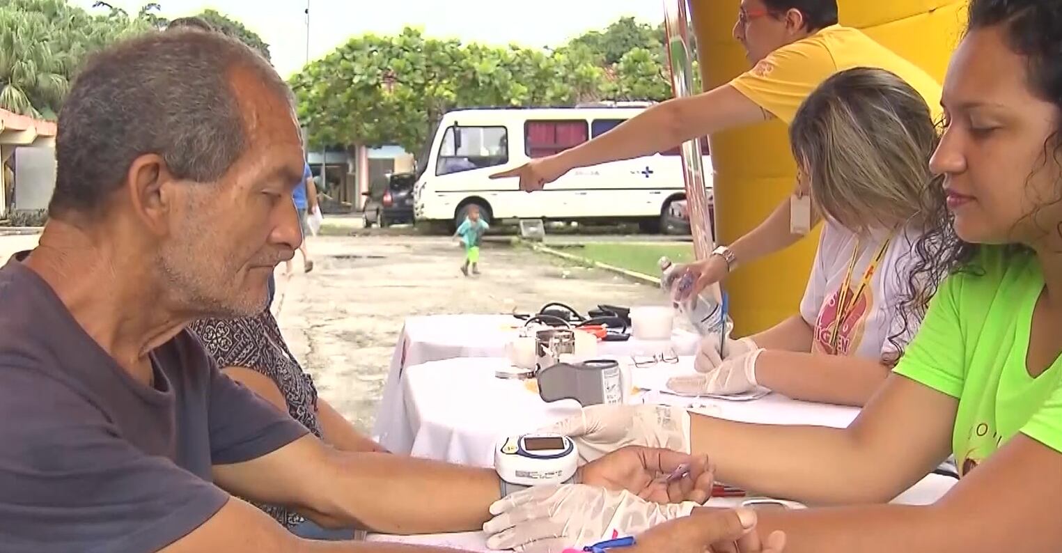 Pernas pesadas ou inchadas podem indicar problemas circulatórios