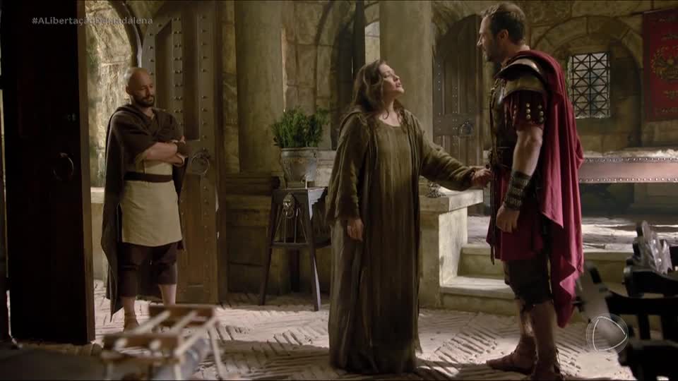 Petronius se emociona ao reencontrar sua irmã | Jesus