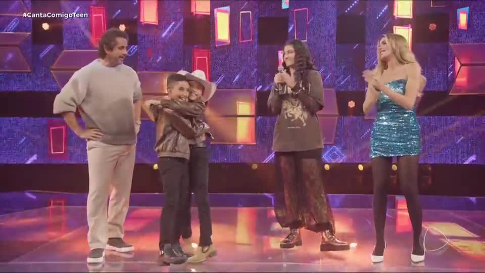 Duelo de estrelas: gêmeos do sertanejo vencem Luiza Peliçari com ‘A Noite’ e avançam para a final