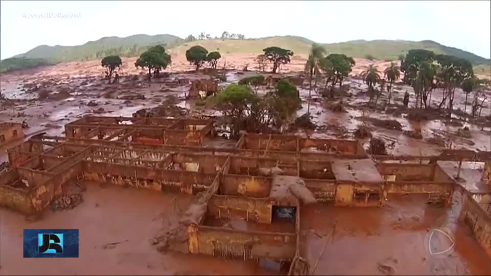 Samarco é condenada a pagar multa de mais de R$ 6 milhões pelo rompimento da barragem de Mariana