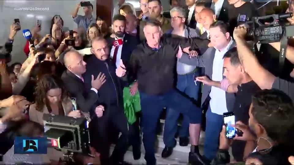 Oposição avança no Congresso com projeto de anistia aos condenados nos atos de 8 de janeiro