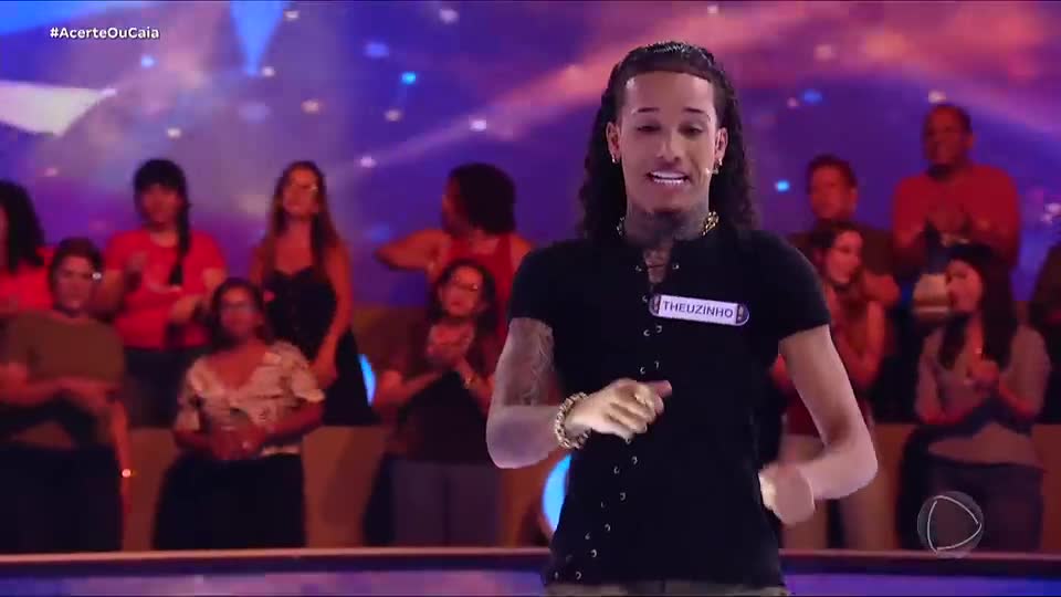 ‘Não tenha medo’, diz Tom Cavalcante antes de Theuzinho ir para o buraco