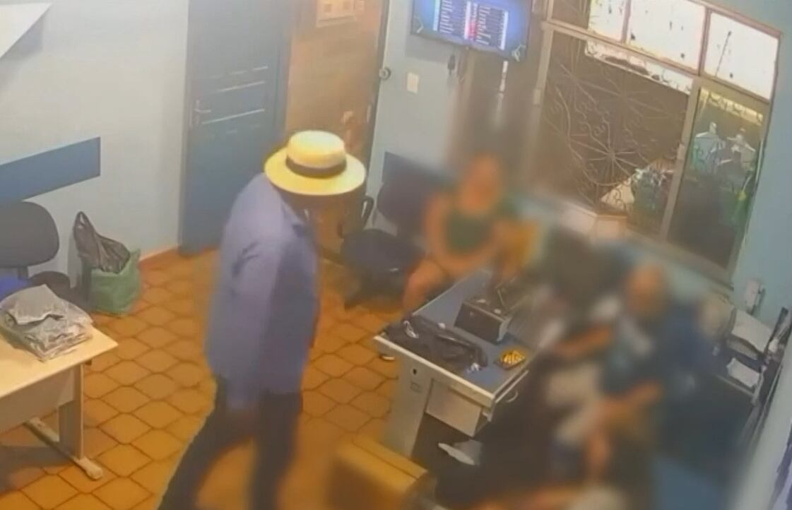 Criminosos assaltam confecção de roupas em Inhaúma, no Rio, em dia de pagamento