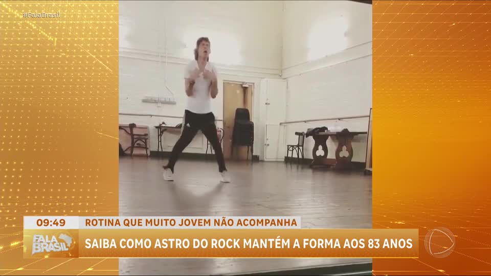 Saiba como Mick Jagger mantém a forma aos 83 anos de idade
