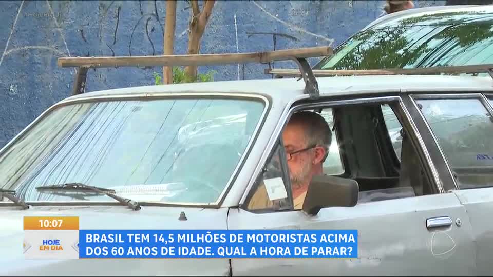 Direção na terceira idade exige cuidados com visão, audição e mobilidade