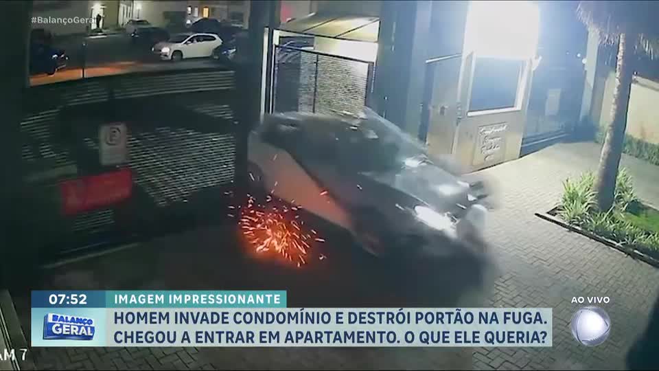 Motorista invade condomínio à procura da namorada e arromba portão durante a fuga