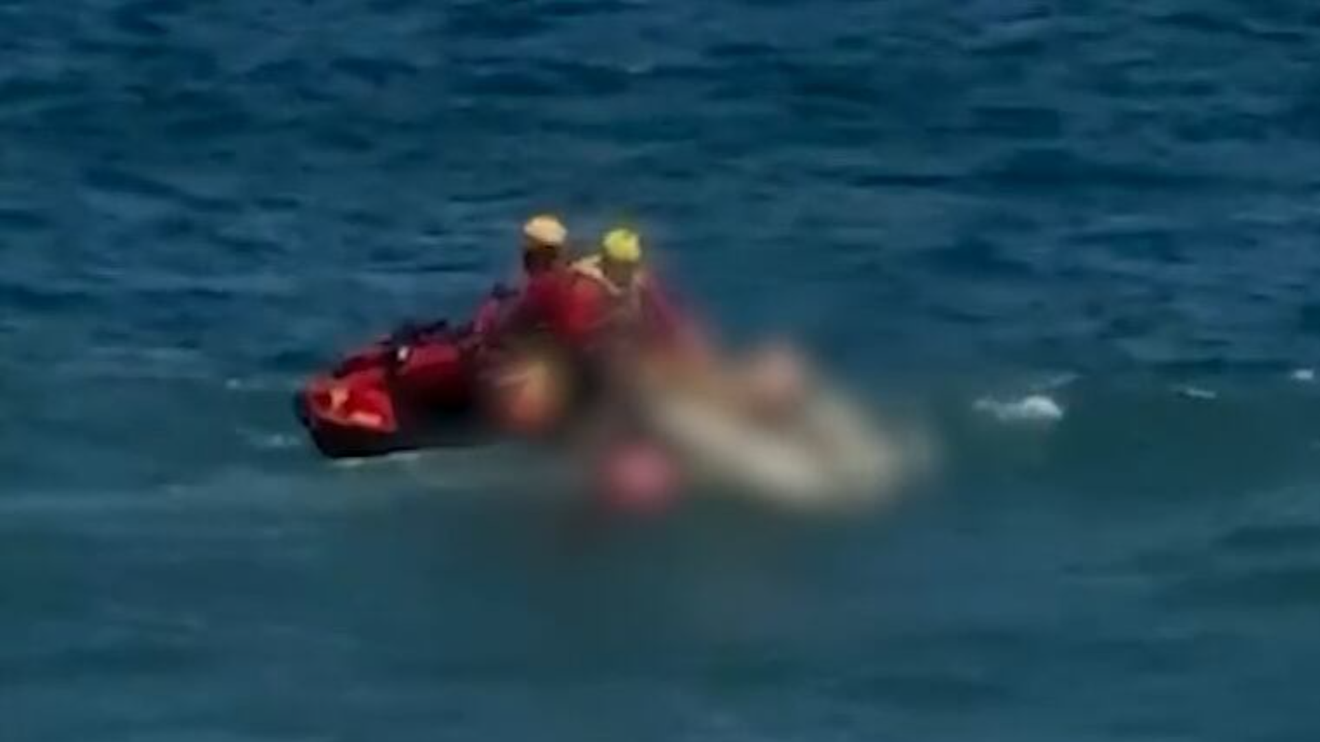 Família reconhece corpo de adolescente afogada no Leme encontrado pelos Bombeiros em Niterói
