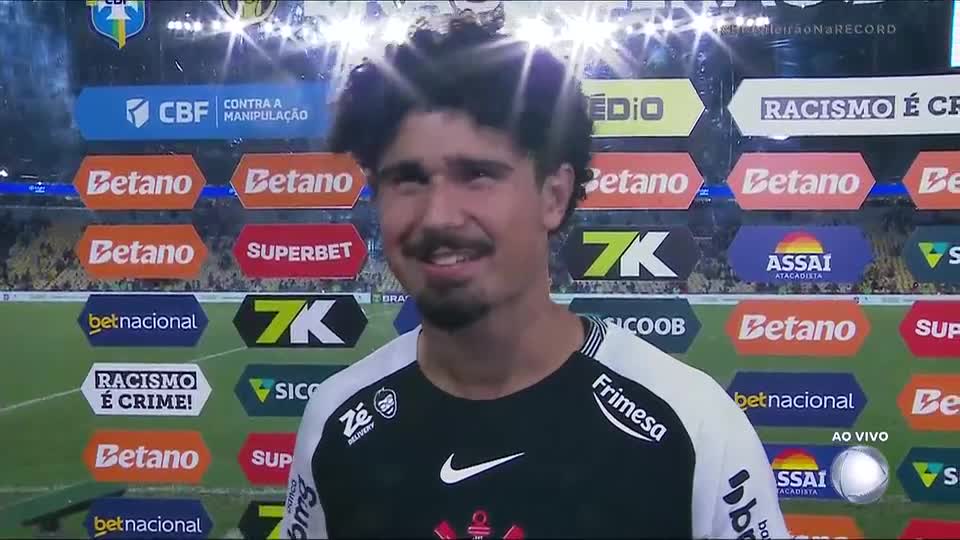 André Ramalho brinca com gol de Matheuzinho em vitória do Corinthians: 'Não vou roubar!'