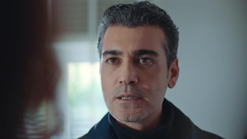Volkan vai fazer de tudo para separar Asya do filho | Iludida