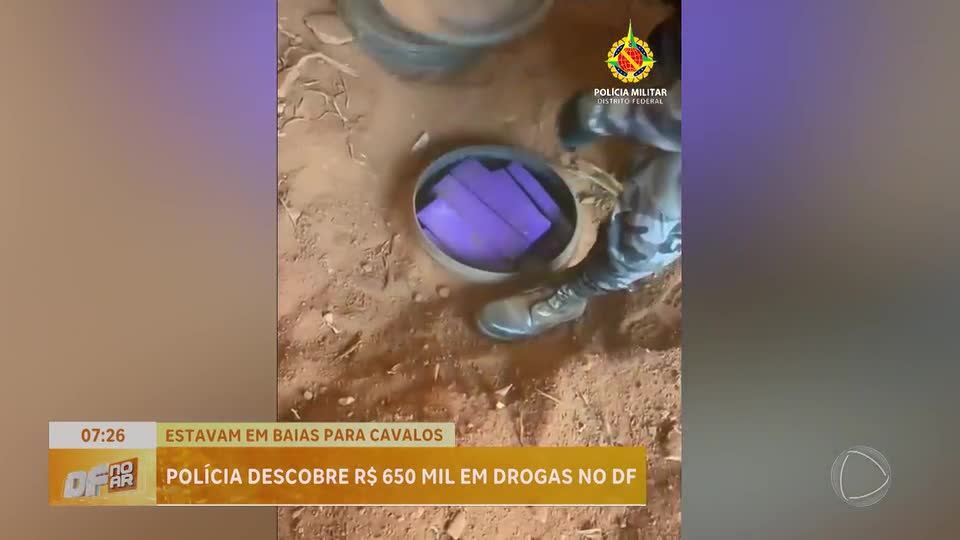 PM encontra mais de 200 tabletes de maconha escondidos em baias de cavalos em Samambaia (DF)