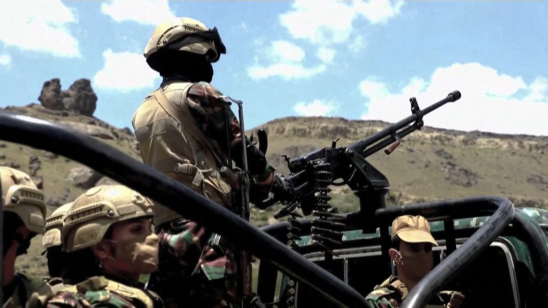 Rebeldes houthis lançam mísseis e drones contra alvos na Arábia Saudita